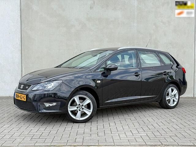Zwart Gebruikt 2014 Seat Ibiza ST FR Stationwagen | € 6.950 (Iets duurder) - Afbeelding 1/4