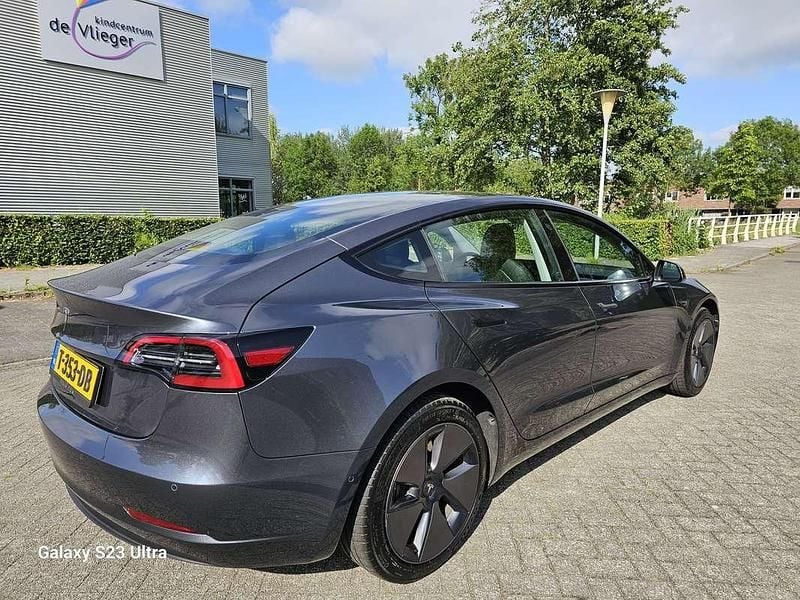 Occasion Tesla Model 3 Long Range RWD 208 kW (283 PK) 2023 Grijs Sedan