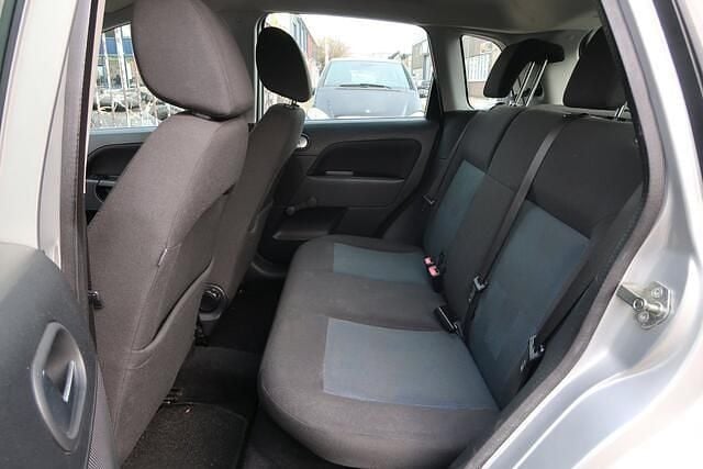 Occasion Ford Fiesta Futura 69 PK (50 kW) 2008 Grijs Hatchback