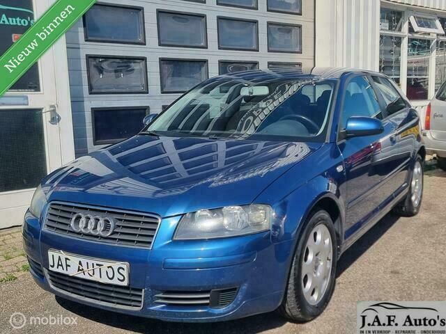 Blauw Gebruikt 2004 Audi A3 Comfort Hatchback | € 2.999 (Eerlijke prijs) - Afbeelding 1/4