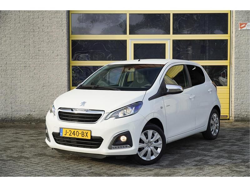 Wit Gebruikt 2020 Peugeot 108 Style Hatchback | € 6.950 (Goede deal) - Afbeelding 1/4