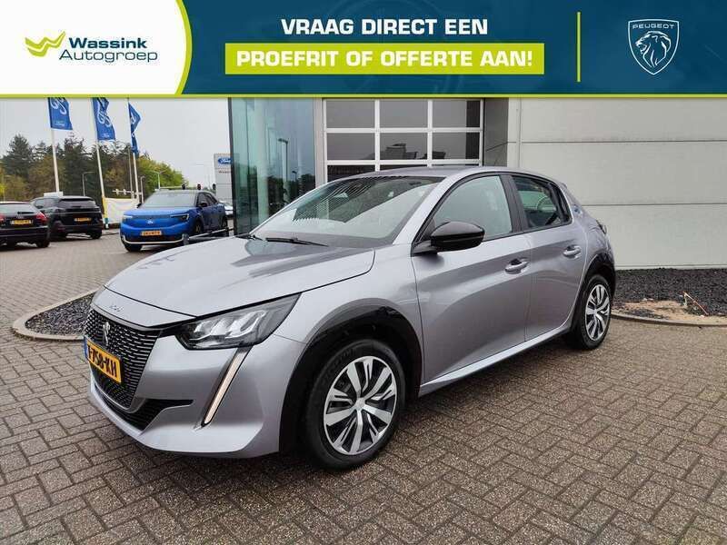 Gris artense (grijs metallic) Gebruikt 2023 Peugeot e-208 Business-Line Hatchback | € 20.690 (Goede deal) - Afbeelding 1/4