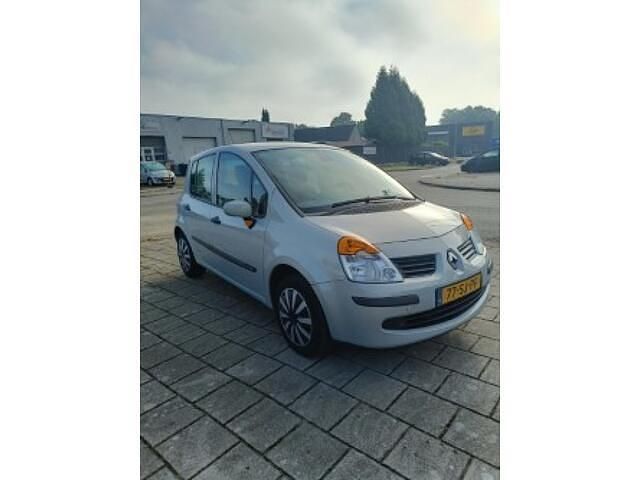 Grijs Gebruikt 2006 Renault Modus Luxe MPV | € 4.150 (Iets duurder) - Afbeelding 1/4