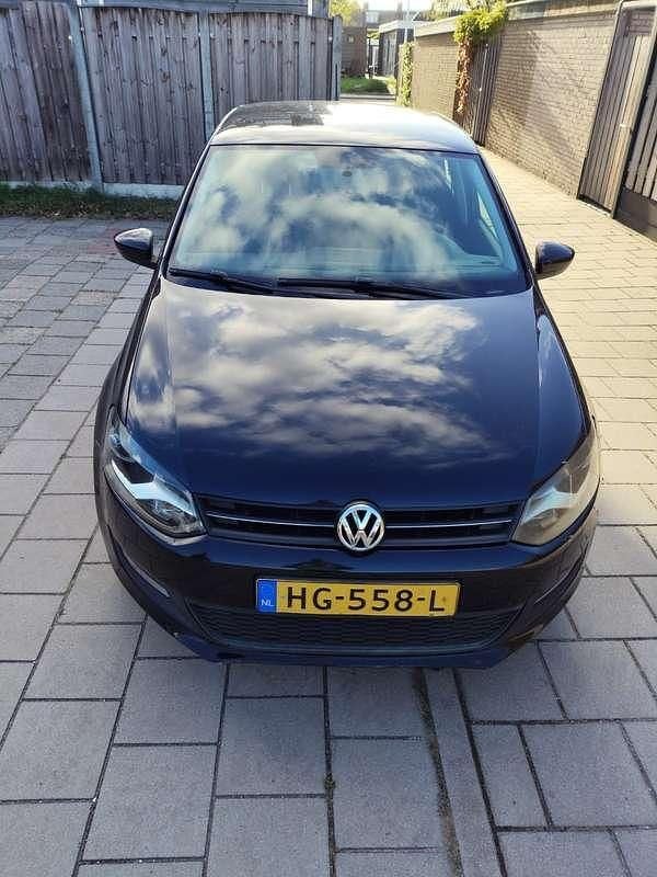 Gebruikt 2011 VW Polo Highline Sedan | € 3.450 (Super prijs) - Afbeelding 1/4