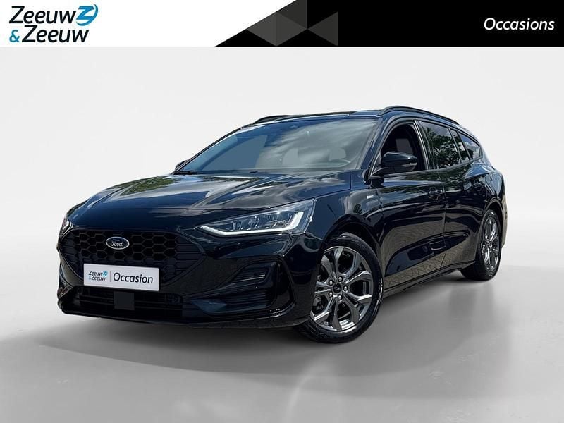 Zwart Occasion 2024 Ford Focus ST-Line Stationwagen | € 23.940 (Eerlijke prijs) - Afbeelding 1/4