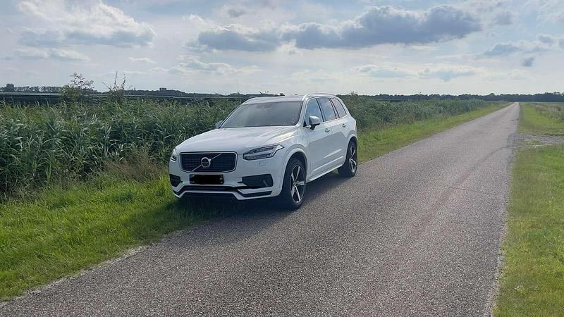 Wit Gebruikt 2015 Volvo XC90 R-Design SUV | € 21.000 - Afbeelding 1/4