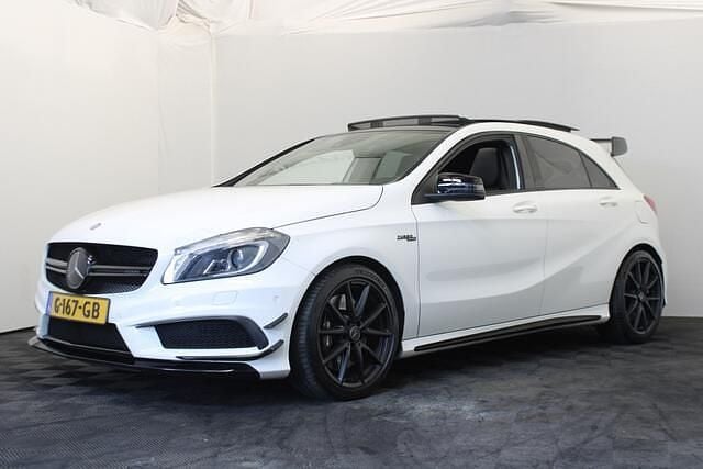 Wit Gebruikt 2015 Mercedes A45 AMG AMG Hatchback | € 21.999 (Goede deal) - Afbeelding 1/4