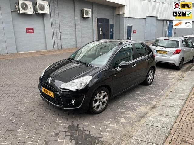 Zwart Gebruikt 2010 Citroën C3 Exclusive Hatchback | € 1.950 (Goede deal) - Afbeelding 1/4