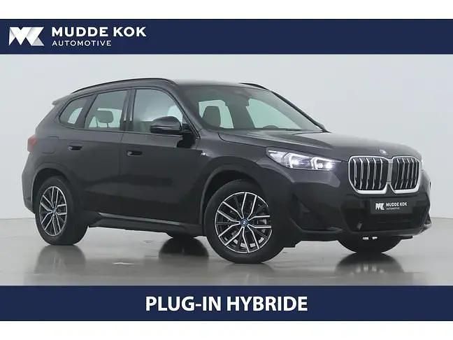 Zwart Gebruikt 2024 BMW X1 Shadowline SUV | € 45.400 (Eerlijke prijs) - Afbeelding 1/4