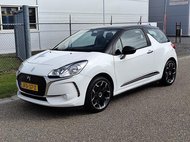Wit Gebruikt 2016 Citroën DS3 So Chic Hatchback | € 6.950 - Afbeelding 1/4