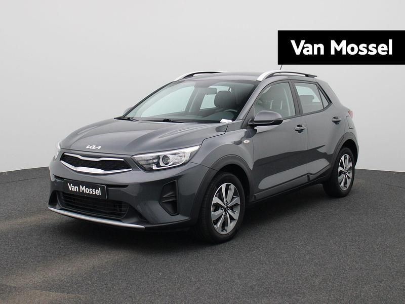 Grijs Gebruikt 2023 Kia Stonic SUV | € 17.900 (Super prijs) - Afbeelding 1/4