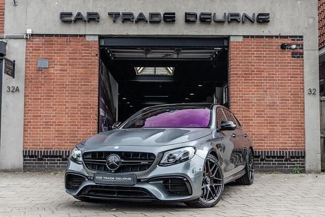 Grijs Gebruikt 2017 Mercedes S63 AMG AMG Sedan | € 72.495 (Goede deal) - Afbeelding 1/4