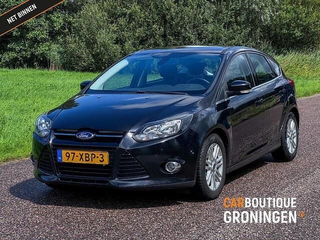 Zwart Gebruikt 2012 Ford Focus Trend Hatchback | € 3.490 (Duur) - Afbeelding 1/4