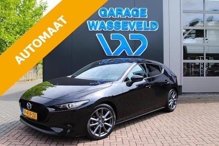 Zwart Occasion 2021 Mazda 3 Sportive Hatchback | € 22.895 (Eerlijke prijs) - Afbeelding 1/4