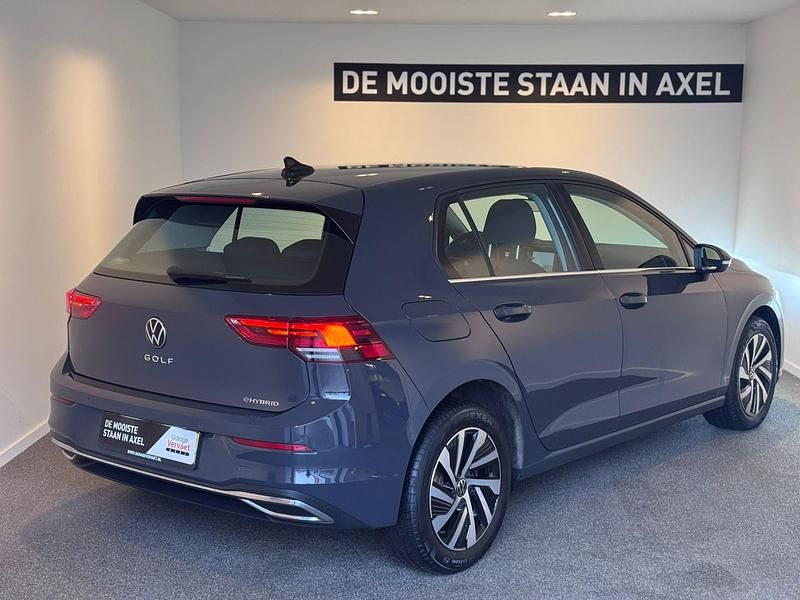 Occasion VW Golf VIII Style 2024 Grijs Hatchback