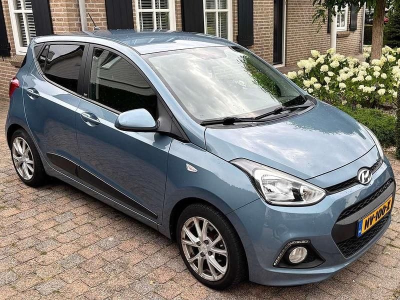Blauw Gebruikt 2017 Hyundai i10 GO! Hatchback | € 6.250 (Goede deal) - Afbeelding 1/4