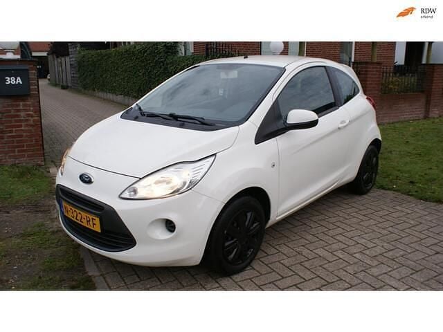 Wit Gebruikt 2011 Ford Ka Cool & Sound Edition Hatchback | € 2.790 (Goede deal) - Afbeelding 1/4