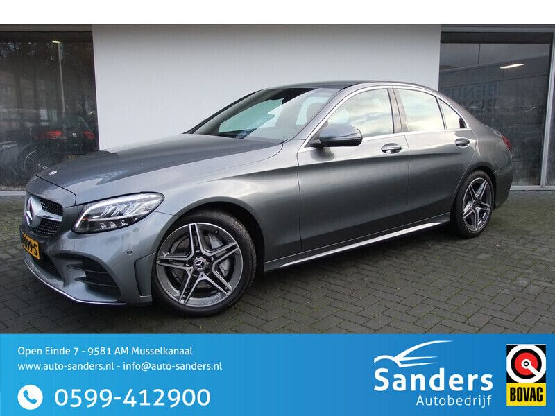 Grijs Gebruikt 2019 Mercedes C180 Business Sedan | € 26.495 (Eerlijke prijs) - Afbeelding 1/4