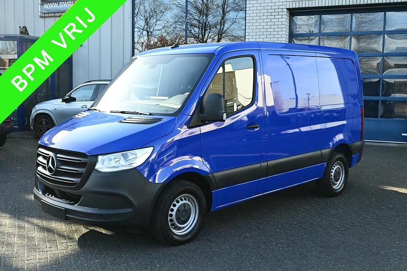 Blauw Gebruikt 2020 Mercedes Sprinter Van | € 26.950 (Eerlijke prijs) - Afbeelding 1/4