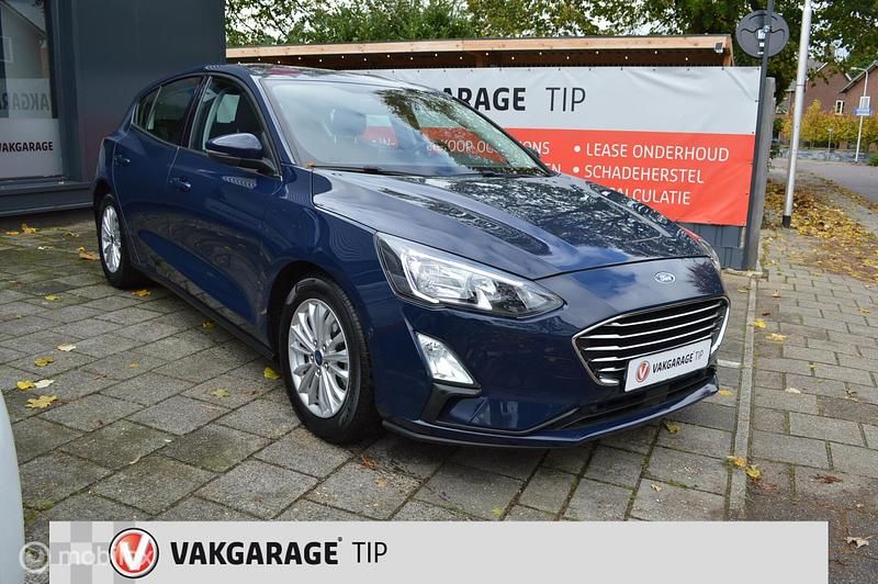 Blauw Occasion 2020 Ford Focus Business Edition Hatchback | € 17.950 (Eerlijke prijs) - Afbeelding 1/4