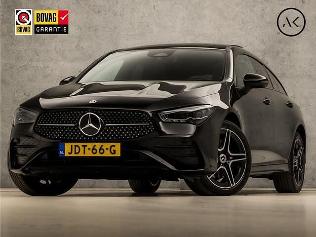 Zwart Gebruikt 2024 Mercedes CLA250 Shooting Brake AMG Stationwagen | € 42.945 (Duur) - Afbeelding 1/4