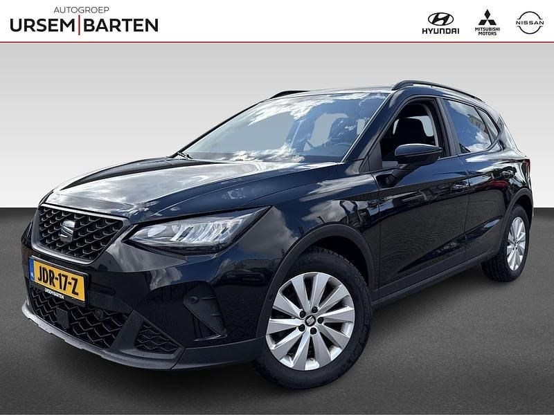 Zwart Gebruikt 2022 Seat Arona Style SUV | € 17.430 (Eerlijke prijs) - Afbeelding 1/4