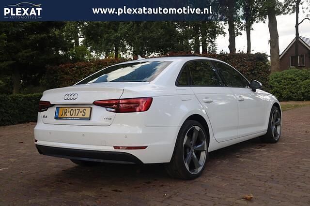 Wit Gebruikt 2016 Audi A4 Proline Sedan | € 13.945 (Eerlijke prijs) - Afbeelding 1/2