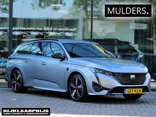 Grijs, metallic lak Gebruikt 2024 Peugeot 308 GT Stationwagen | € 27.987 (Eerlijke prijs) - Afbeelding 1/3