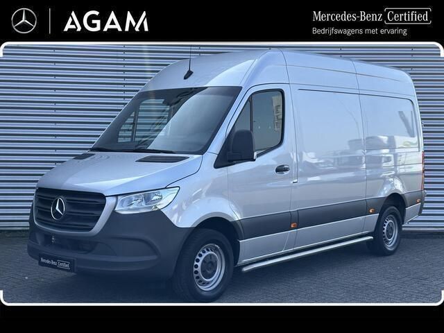 Zilver Gebruikt 2023 Mercedes Sprinter Van | € 36.750 (Goede deal) - Afbeelding 1/4