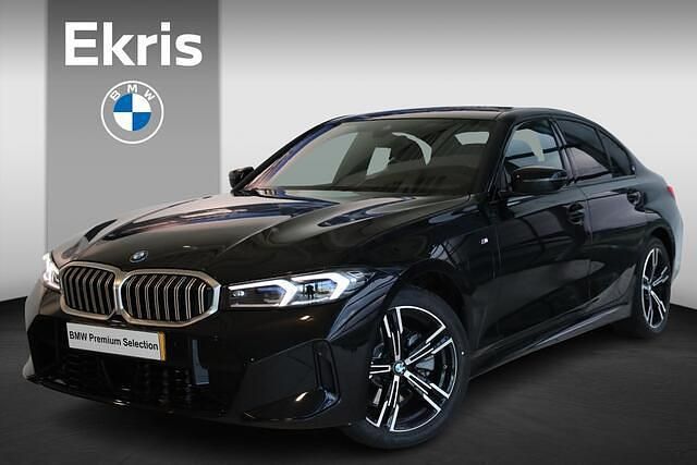 Zwart Gebruikt 2025 BMW 330 Comfort Edition Sedan | € 69.476 - Afbeelding 1/4