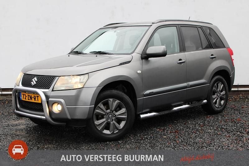 Grijs Occasion 2008 Suzuki Grand Vitara SUV | € 9.950 (Iets duurder) - Afbeelding 1/4
