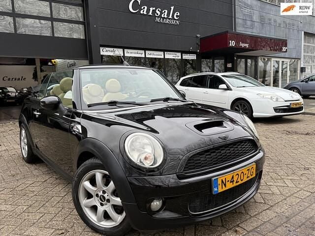 Zwart (metallic) Gebruikt 2010 Mini Cooper Cabriolet Chili Cabriolet | € 4.750 (Super prijs) - Afbeelding 1/4