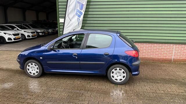 Occasion Peugeot 206 75 PK (55 kW) 2007 Blauw Hatchback