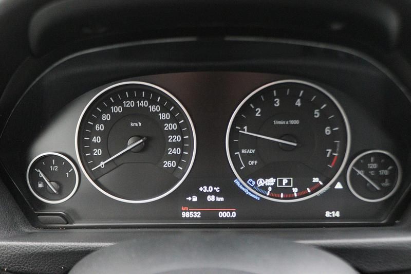 Occasion BMW 318 Executive 136 PK (100 kW) 2018 Grijs Stationwagen