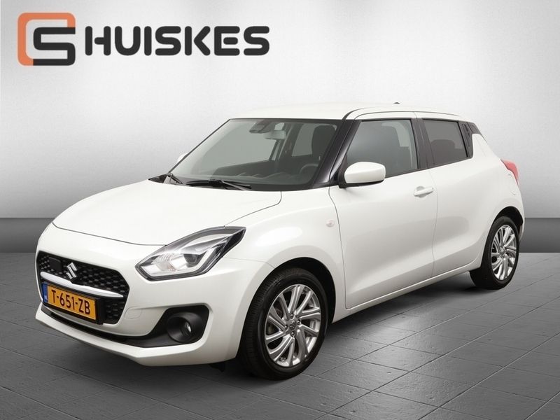 Wit Gebruikt 2023 Suzuki Swift Hatchback | € 18.450 (Eerlijke prijs) - Afbeelding 1/4
