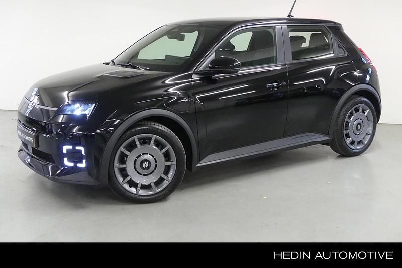 Zwart Nieuw 2025 Renault R5 Evolution Hatchback | € 24.945 (Super prijs) - Afbeelding 1/4