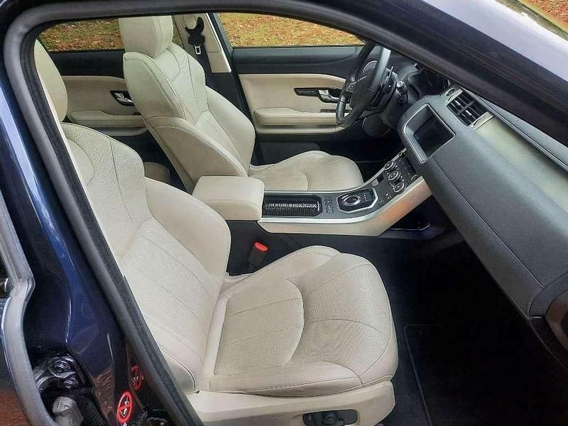 Occasion Land Rover Range Rover evoque 241 PK (177 kW) 2017 Blauw Stationwagen