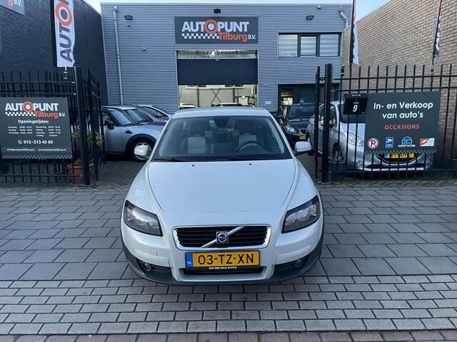 Occasion Volvo C30 Momentum 136 PK (100 kW) 2007 Wit, metallic lak Hatchback