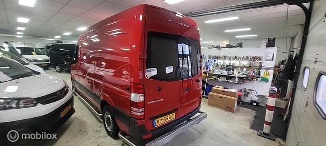 Occasion Mercedes Sprinter 95 PK (69 kW) 2015 Rood Van