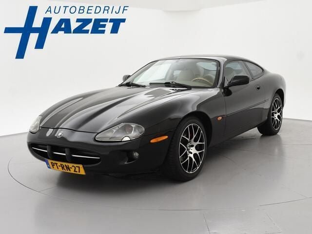 Zwart, metallic lak Gebruikt 1996 Jaguar XK8 Coupé | € 7.950 - Afbeelding 1/4