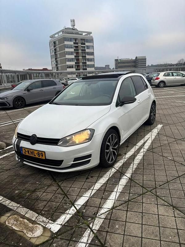 Gebruikt 2013 VW Golf VII | € 9.500 (Duur) - Afbeelding 1/4