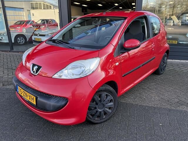 Occasion Peugeot 107 68 PK (50 kW) 2008 Rood Hatchback