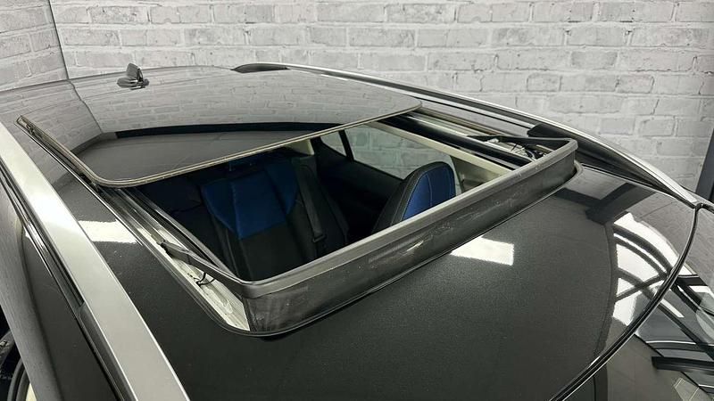 Occasion Lynk & Co 01 261 PK (191 kW) 2023 Zwart SUV