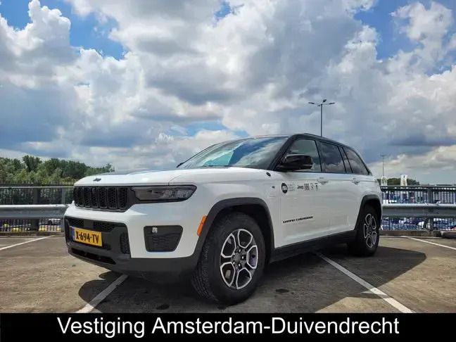 Gebruikt 2024 Jeep Grand Cherokee Trailhawk SUV | € 94.500 - Afbeelding 1/4