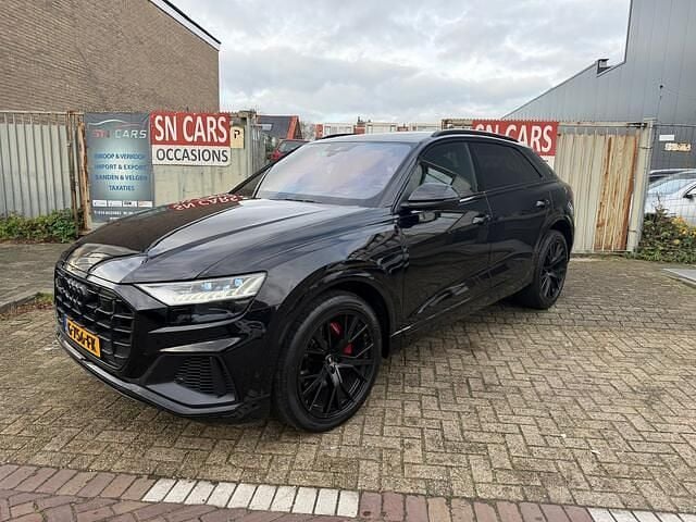 Zwart Gebruikt 2019 Audi Q8 S-Line SUV | € 55.950 (Eerlijke prijs) - Afbeelding 1/4