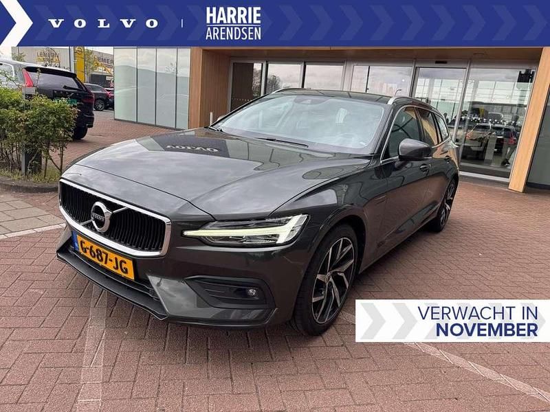 Grijs Gebruikt 2019 Volvo V60 Momentum Stationwagen | € 23.899 (Iets duurder) - Afbeelding 1/4