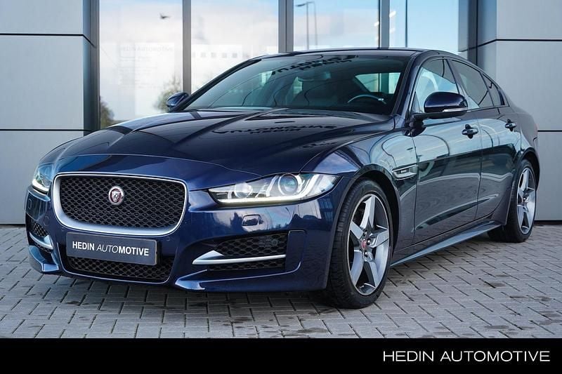 Blauw Gebruikt 2019 Jaguar XE R-Sport Sedan | € 26.895 (Duur) - Afbeelding 1/4
