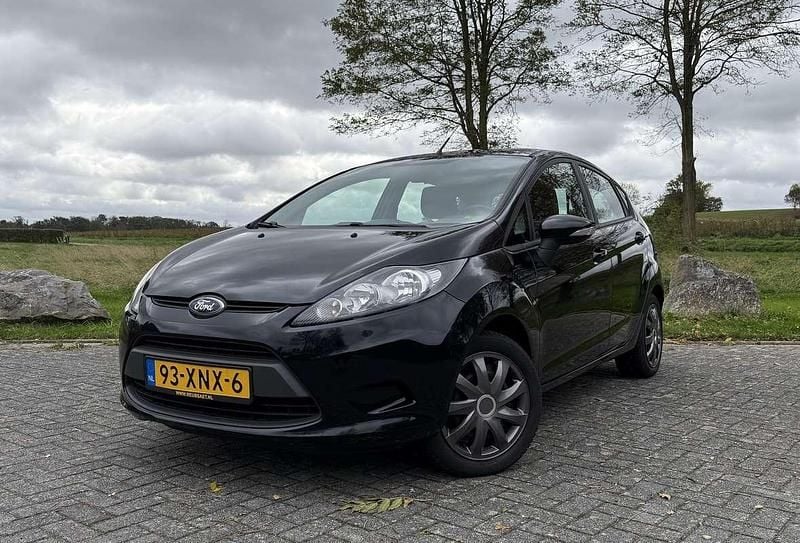 Zwart Gebruikt 2012 Ford Fiesta Hatchback | € 3.299 (Goede deal) - Afbeelding 1/4