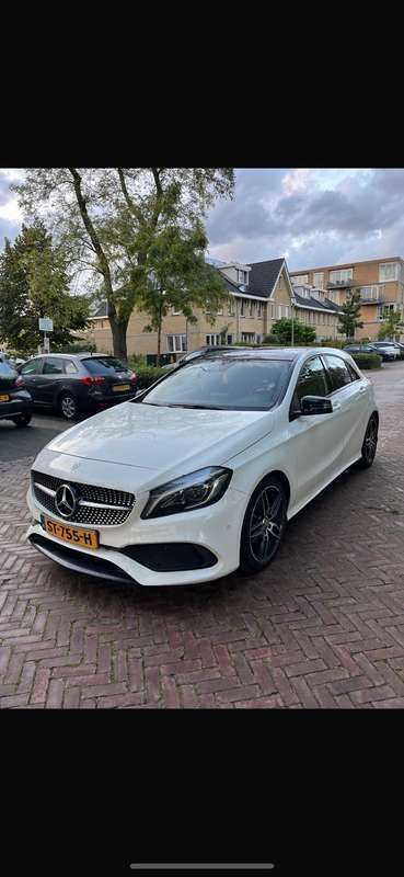 Wit Gebruikt 2018 Mercedes A180 Ambition Stationwagen | € 18.750 (Iets duurder) - Afbeelding 1/4