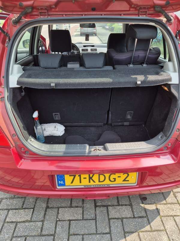 Gebruikt 2006 Suzuki Swift Comfort+ Sedan | € 1.500 (Eerlijke prijs) - Afbeelding 1/4